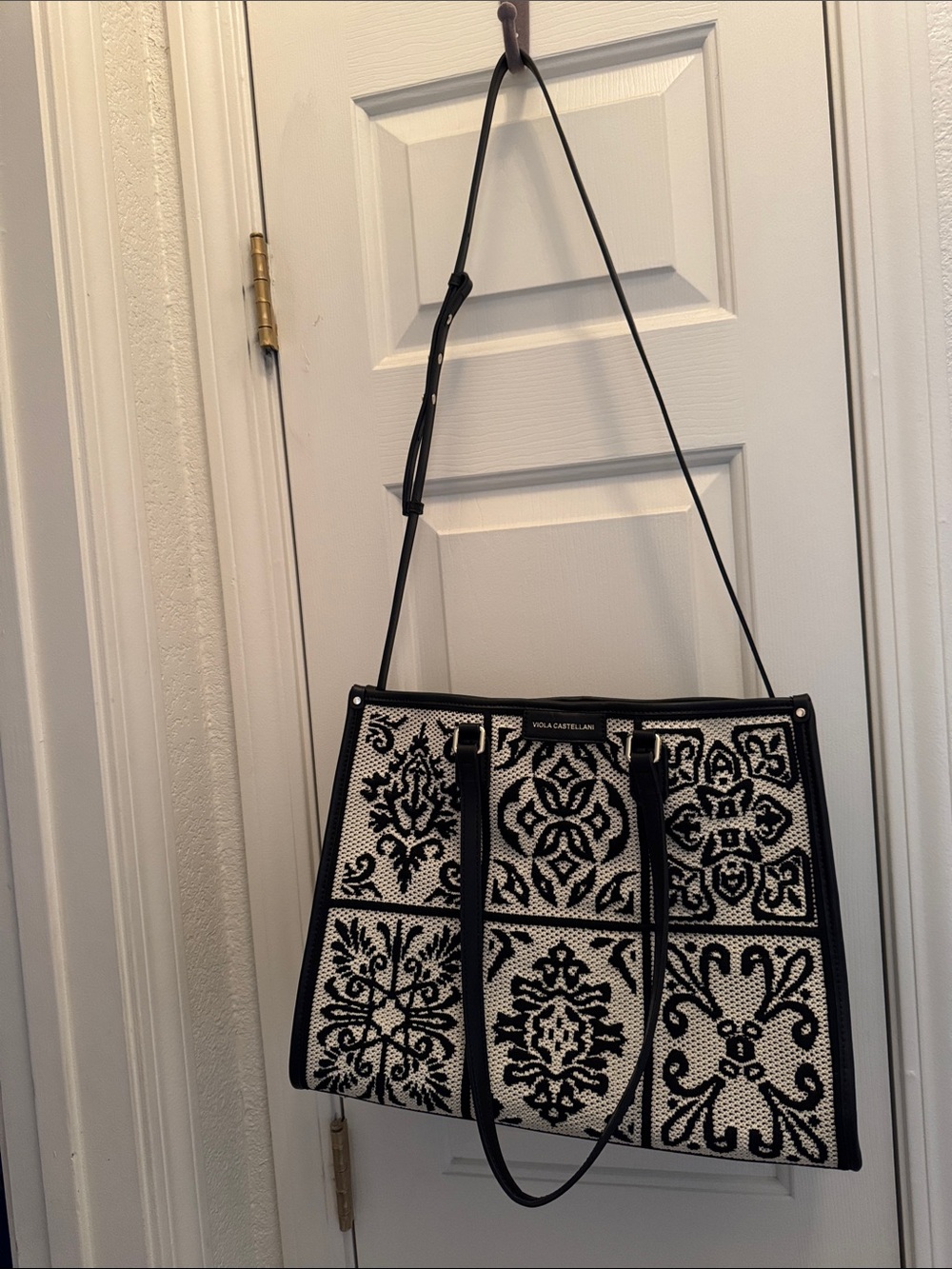 Viola Castellani Hand made in Italy Tote with crossbody and hand straps. - Picture 2 of 3